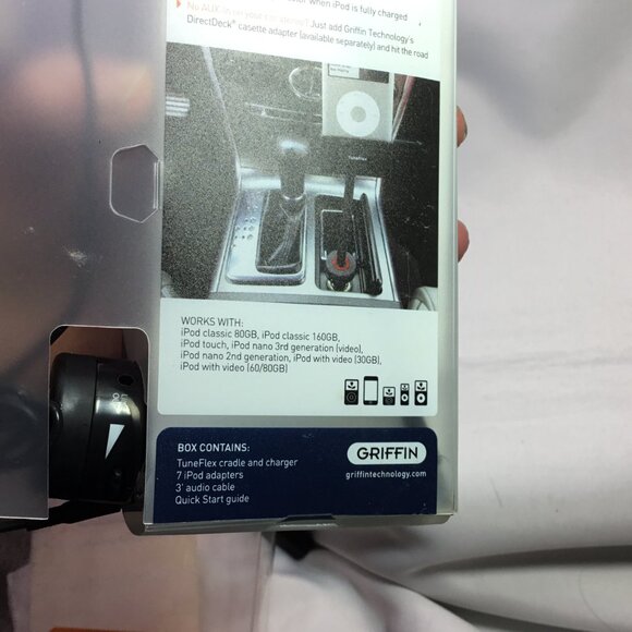 Griffin Technology TuneFlex AUX for iPod and iPod Nano with 30 Pin Connector - Picture 6 of 6